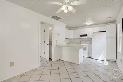 856 E 35th Street, Savannah, GA 31401 - Photo 42