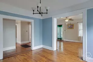 404 E 40th St, Savannah, GA 31401 - Photo 8