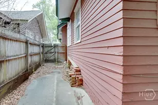 404 E 40th St, Savannah, GA 31401 - Photo 30