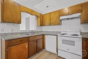 618 Scott St, Hinesville, GA 31313 - Photo 10