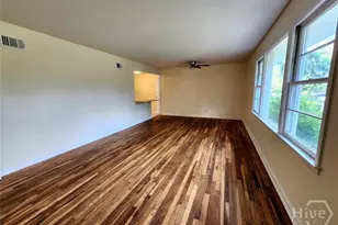 2108 E 65th St, Savannah, GA 31404 - Photo 4