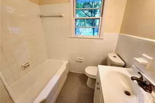 2108 E 65th St, Savannah, GA 31404 - Photo 8