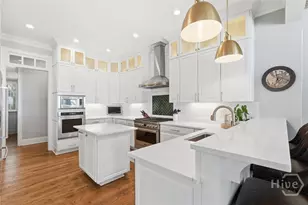 2024 Walthour Rd, Savannah, GA 31410 - Photo 10