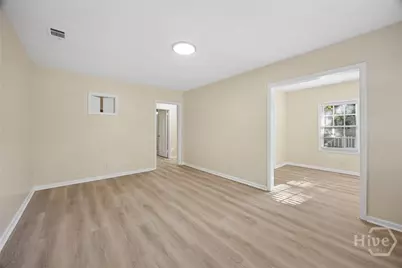 1314 E 54th Street, Savannah, GA 31404 - Photo 14