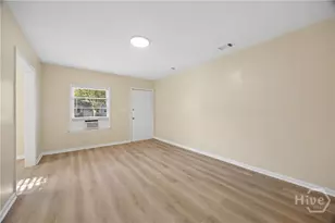 1314 E 54th St, Savannah, GA 31404 - Photo 16