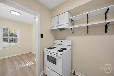 1314 E 54th Street, Savannah, GA 31404 - Photo 22
