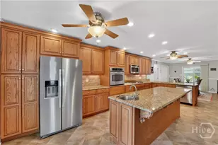 158 Penrose Dr, Savannah, GA 31410 - Photo 12