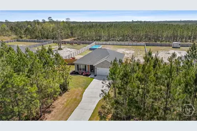 1948 SE Arnold Drive, Allenhurst, GA 31301 - Photo 2