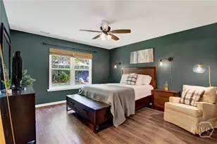 16 Chapel Dr, Savannah, GA 31406 - Photo 8