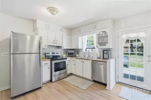 103 Port Royal Ct, Savannah, GA 31410 - Photo 6