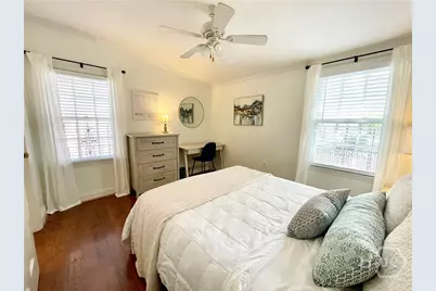 217 W Taylor Street, Savannah, GA 31401 - Photo 10