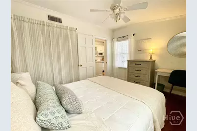 217 W Taylor Street, Savannah, GA 31401 - Photo 12