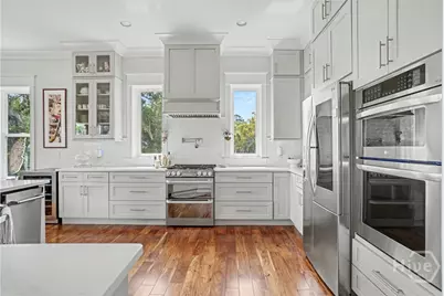 2607 Salcedo Avenue, Savannah, GA 31406 - Photo 10