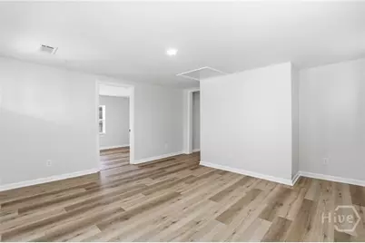 1009 W 52nd Street, Savannah, GA 31405 - Photo 10
