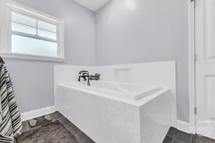 182 Old River Rd, Bloomingdale, GA 31302 - Photo 18