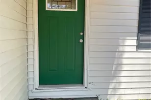 32 Pine Dr, Savannah, GA 31405 - Photo 2