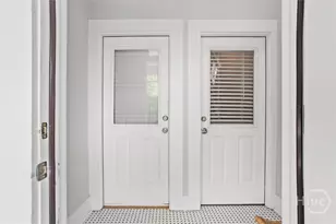 311 W 39th St, Savannah, GA 31401 - Photo 4
