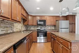 375 Pine Needle Dr, Ellabell, GA 31308 - Photo 18