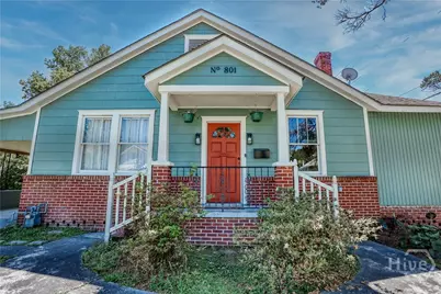 801 E 36th Street, Savannah, GA 31401 - Photo 2