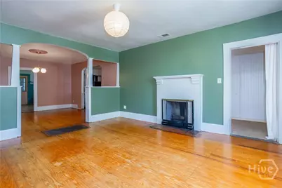 801 E 36th Street, Savannah, GA 31401 - Photo 4