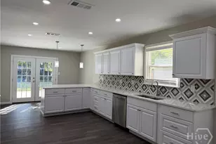 199 Ponderosa Rd, Richmond Hill, GA 31324 - Photo 6