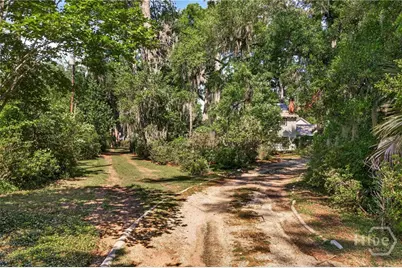 289 Center Drive, Savannah, GA 31406 - Photo 8