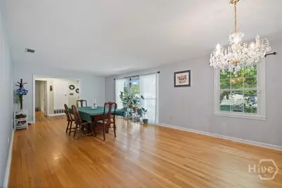 384 Hunt Drive, Savannah, GA 31406 - Photo 6