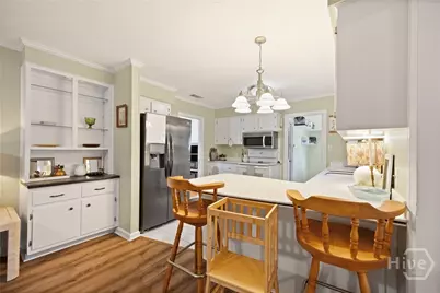 384 Hunt Drive, Savannah, GA 31406 - Photo 10