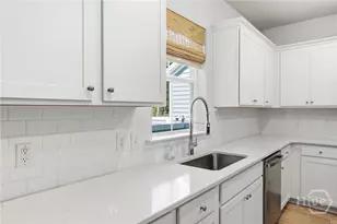 136 Binscombe Ln, Pooler, GA 31322 - Photo 14