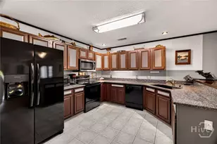 64 Shipwatch Rd, Savannah, GA 31410 - Photo 14