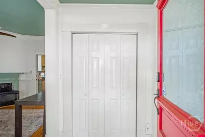 341 E Broad Street, Savannah, GA 31401 - Photo 14