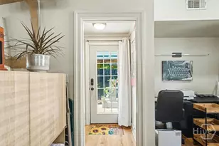 341 E Broad St, Savannah, GA 31401 - Photo 8