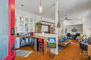 341 E Broad St, Savannah, GA 31401 - Photo 10