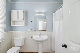 341 E Broad St, Savannah, GA 31401 - Photo 24