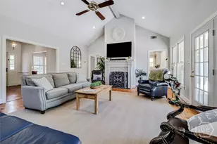 2 Thibault Ln, Savannah, GA 31411 - Photo 10