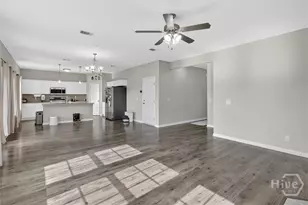 217 W W Winn Ave, Hinesville, GA 31313 - Photo 12
