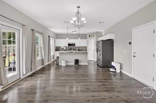 217 W W Winn Ave, Hinesville, GA 31313 - Photo 12