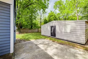 1924 Utah St, Savannah, GA 31404 - Photo 36