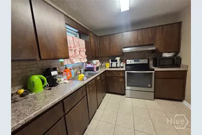 219 Surrey Road, Hinesville, GA 31313 - Photo 10