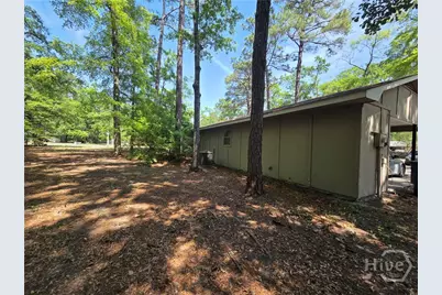 219 Surrey Road, Hinesville, GA 31313 - Photo 18