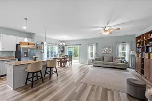1431 Waybridge Way, Richmond Hill, GA 31324 - Photo 4