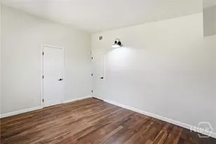 821 Walthour Rd, Savannah, GA 31410 - Photo 16
