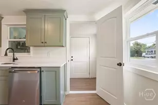 602 Staley Ave, Savannah, GA 31405 - Photo 10