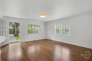 3211 Bull St, Savannah, GA 31405 - Photo 10