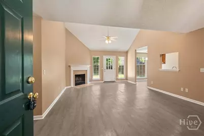 420 Laurel Hill Circle, Richmond Hill, GA 31324 - Photo 4