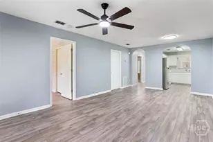 211 E Edgewater Rd, Savannah, GA 31406 - Photo 4
