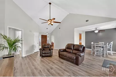 126 Teal Lake Drive, Richmond Hill, GA 31324 - Photo 6