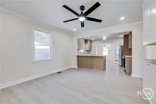 2110 E 56th St, Savannah, GA 31406 - Photo 18