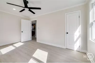 2110 E 56th Street, Savannah, GA 31406 - Photo 14