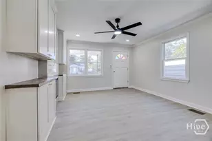 2110 E 56th St, Savannah, GA 31406 - Photo 6